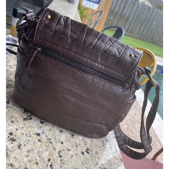 Ampere Creations Faux Leather Brown Crossbody. Adjustable Strap. NEW With Tags! - Picture 2 of 10